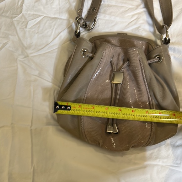 B. Makowsky vintaged drawstring bag! - Picture 9 of 9